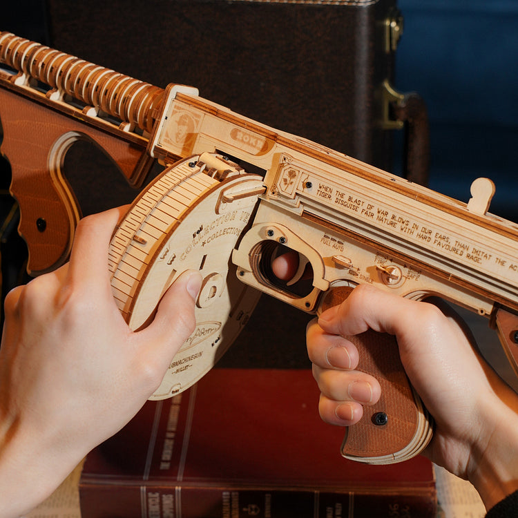 DIY Submachine Gun - Brain Spice