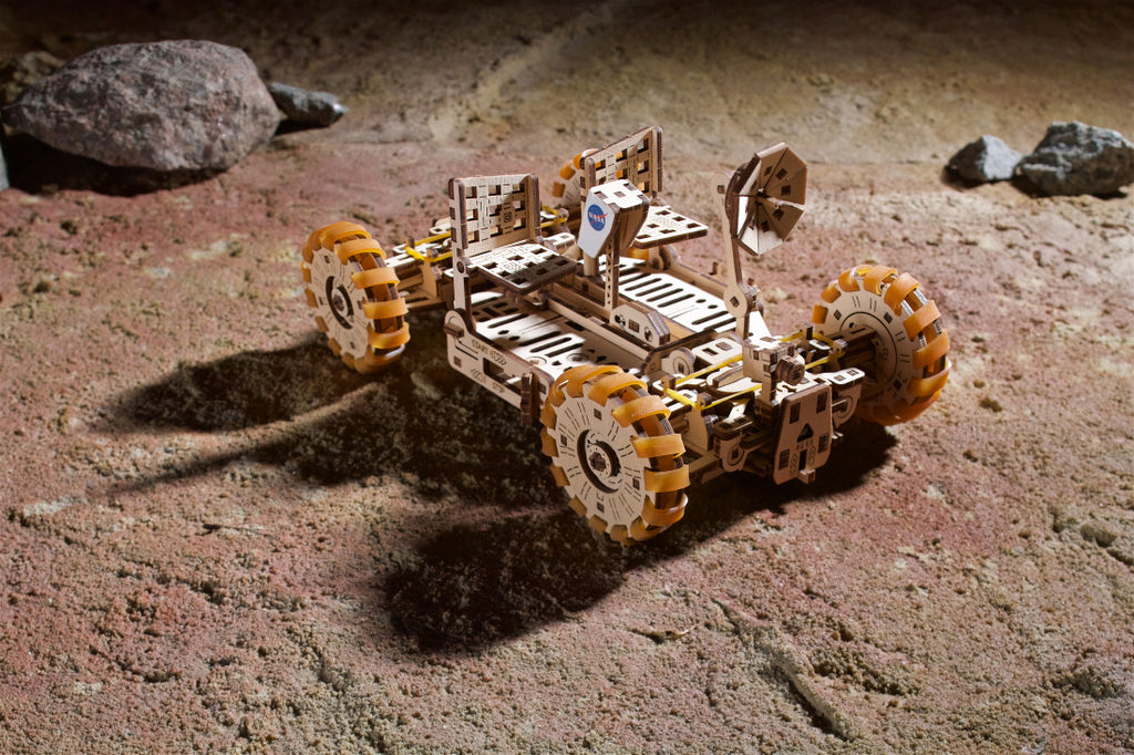 NASA Luna Rover - uGears - Brain Spice